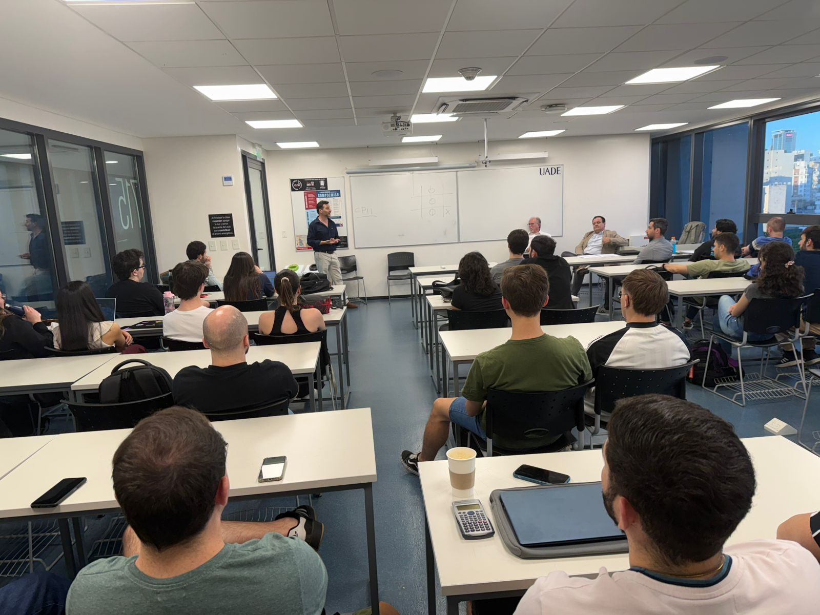 Convenio CPII–UADE y primera charla a futuros ingenieros